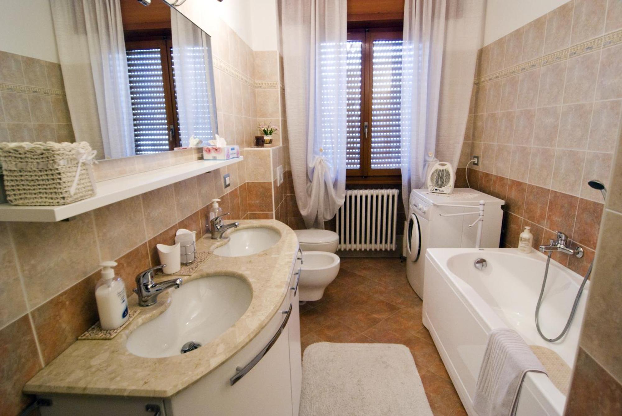B&B Da Lori Tirano Δωμάτιο φωτογραφία